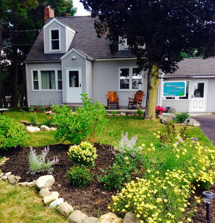 Sam'S Cottage On The Greens Highland Exterior photo